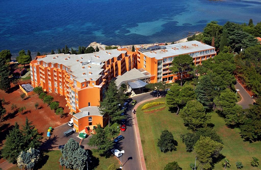 เรสซิเดนซ์ ซอล อูมัก ฟอร์ ปลาวา ลากูน Hotel อูมัค ภายนอก รูปภาพ